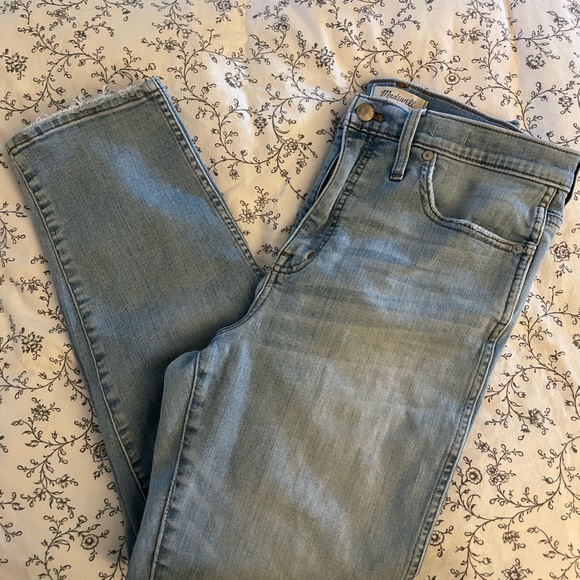 Madewell stove pipe straight jeans in light wash - Picture 5 of 5